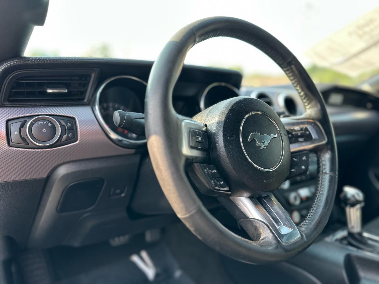 Ford Mustang EcoBoost Coupe 2017