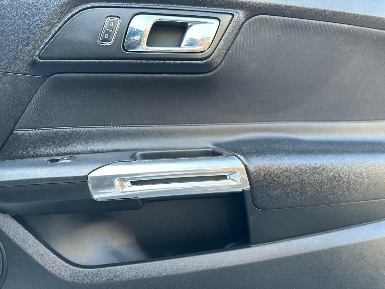 Ford Mustang EcoBoost Coupe 2017