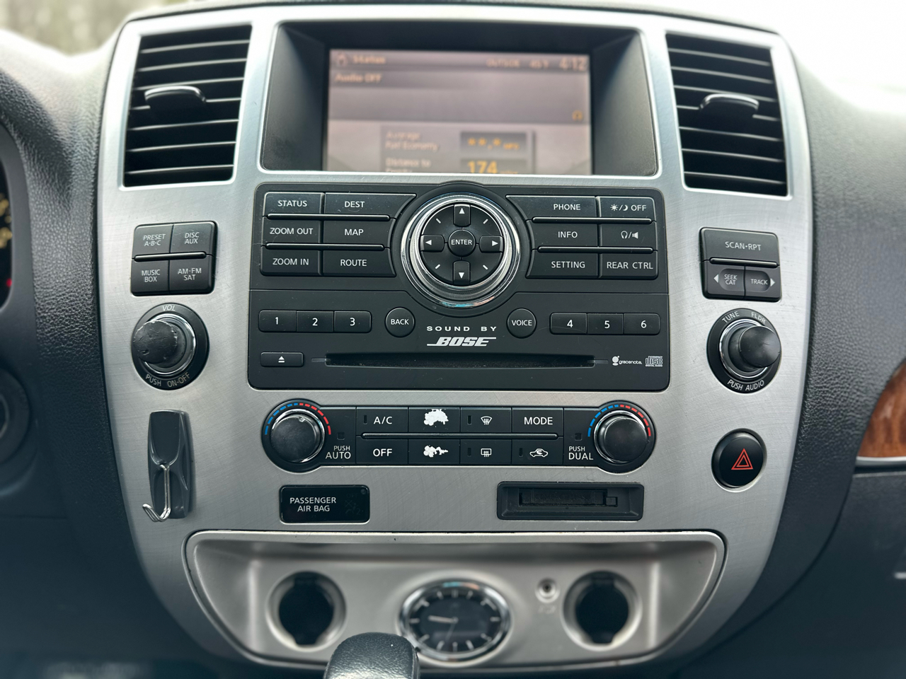 Infiniti QX56 RWD 2008