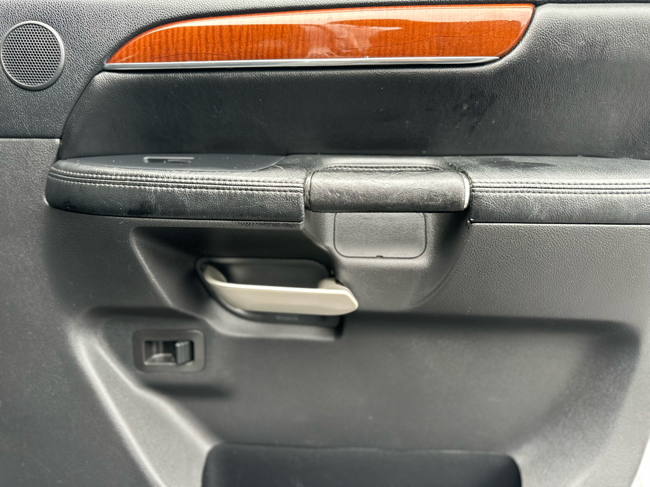 Infiniti QX56 RWD 2008