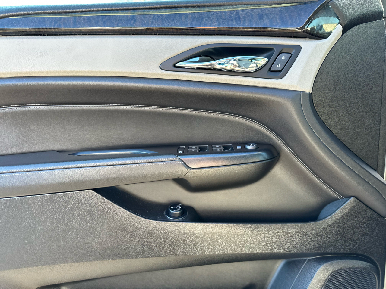 Cadillac SRX Luxury Collection FWD 2015