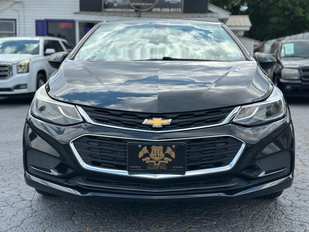 Chevrolet Cruze LT Auto Hatchback 2017