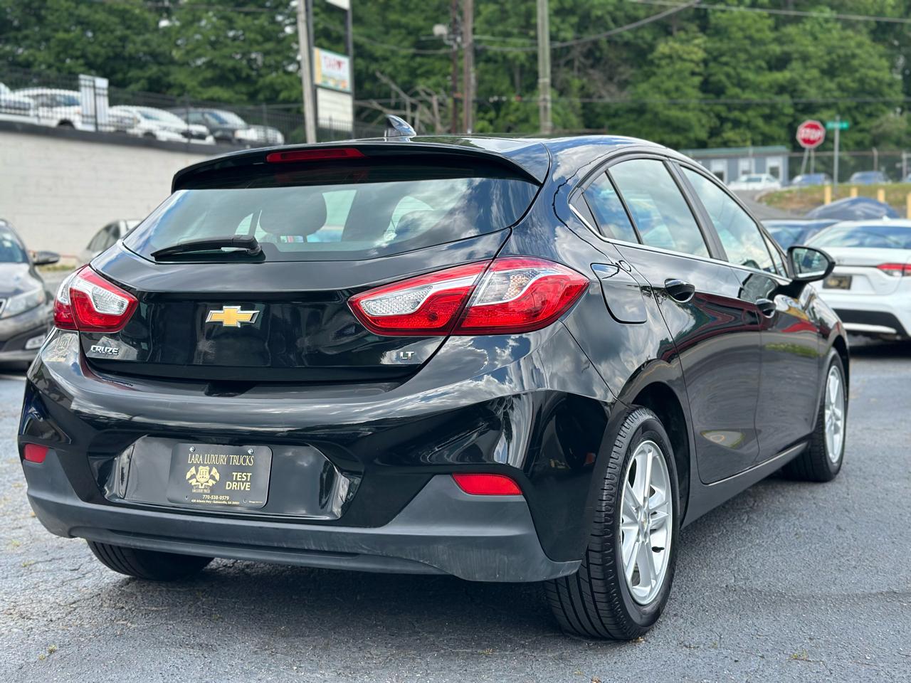 Chevrolet Cruze LT Auto Hatchback 2017