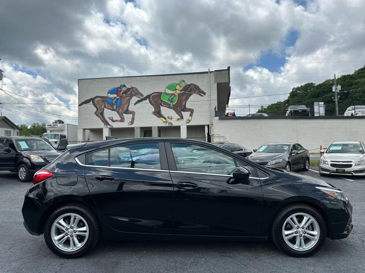 Chevrolet Cruze LT Auto Hatchback 2017