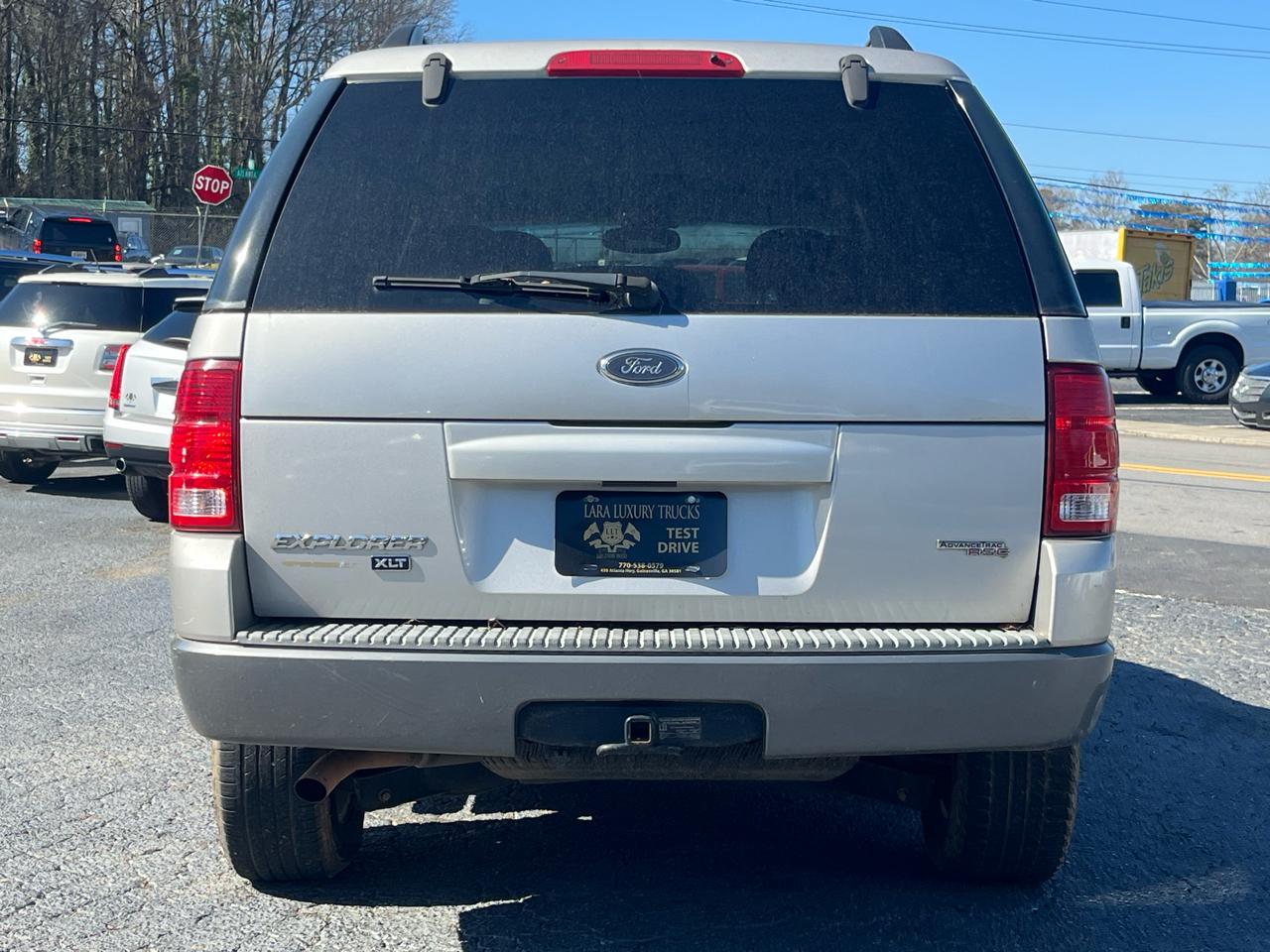 Ford Explorer XLT 4.0L 2WD 2005