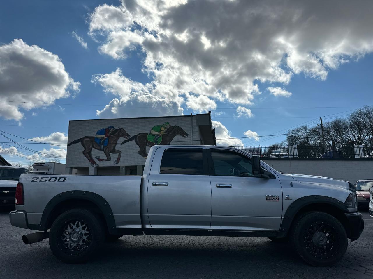 RAM 2500 Laramie Crew Cab LWB 2WD 2011