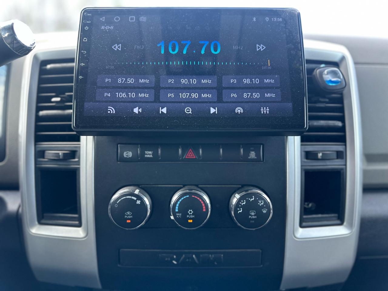 RAM 2500 Laramie Crew Cab LWB 2WD 2011