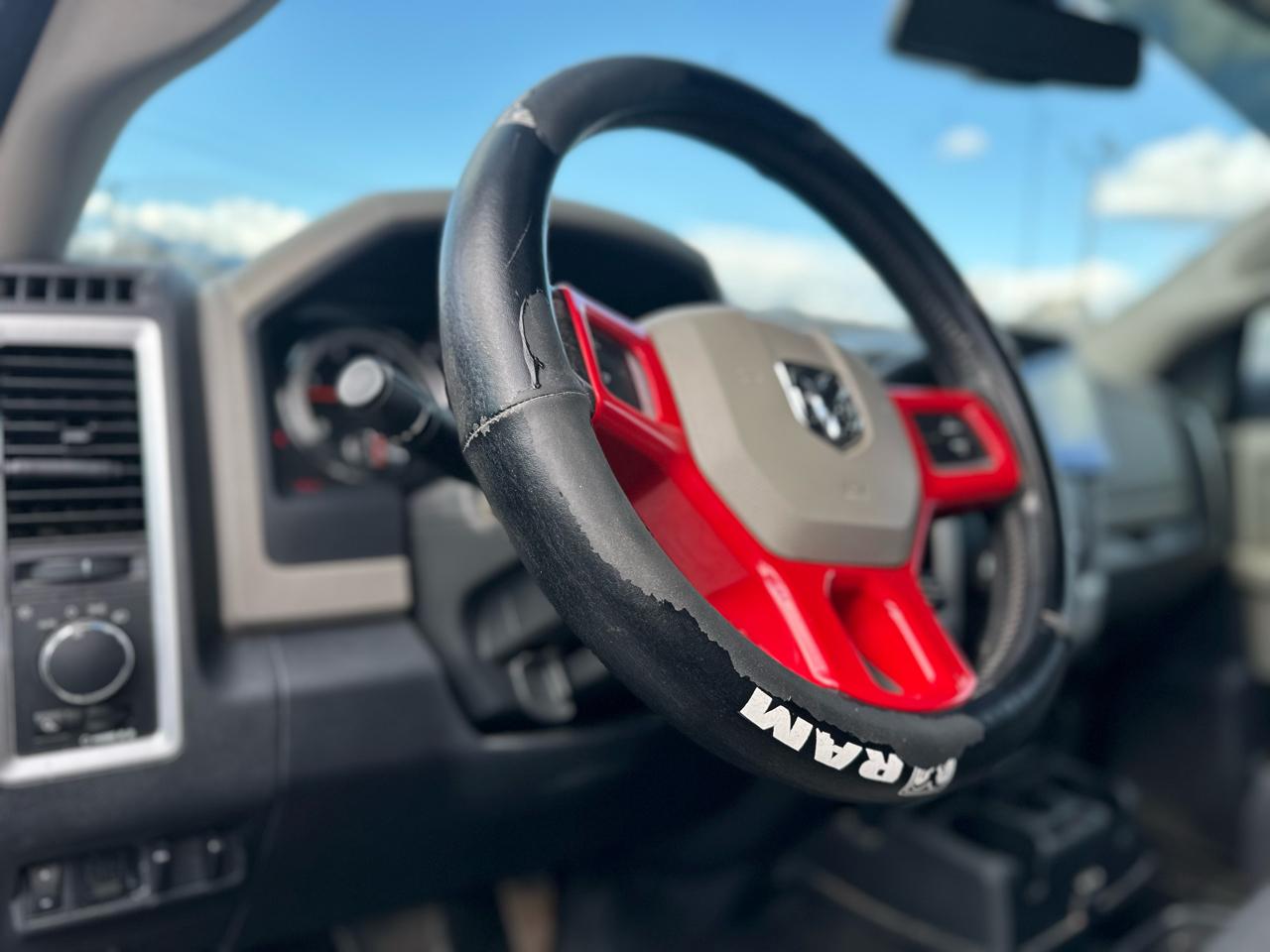 RAM 2500 Laramie Crew Cab LWB 2WD 2011