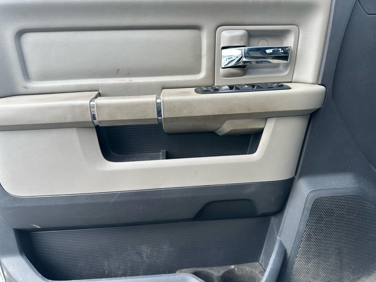 RAM 2500 Laramie Crew Cab LWB 2WD 2011