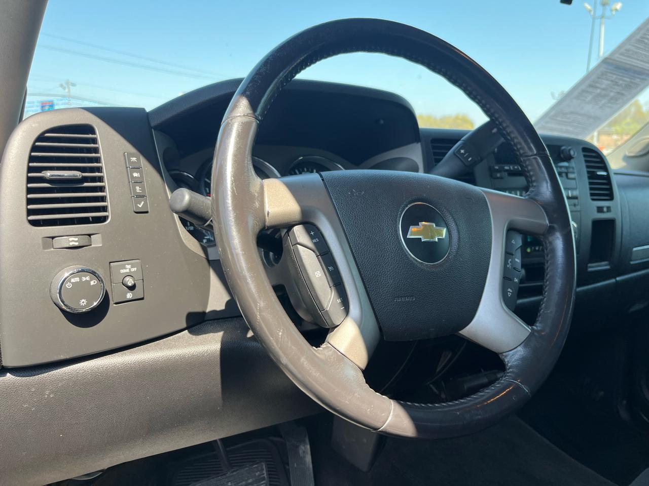 Chevrolet Silverado 1500 LT Ext. Cab Long Box 4WD 2012