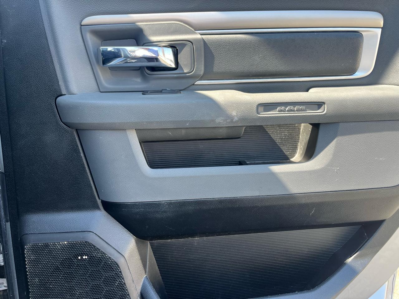 RAM 1500 Classic Tradesman Crew Cab LWB 2WD 2020