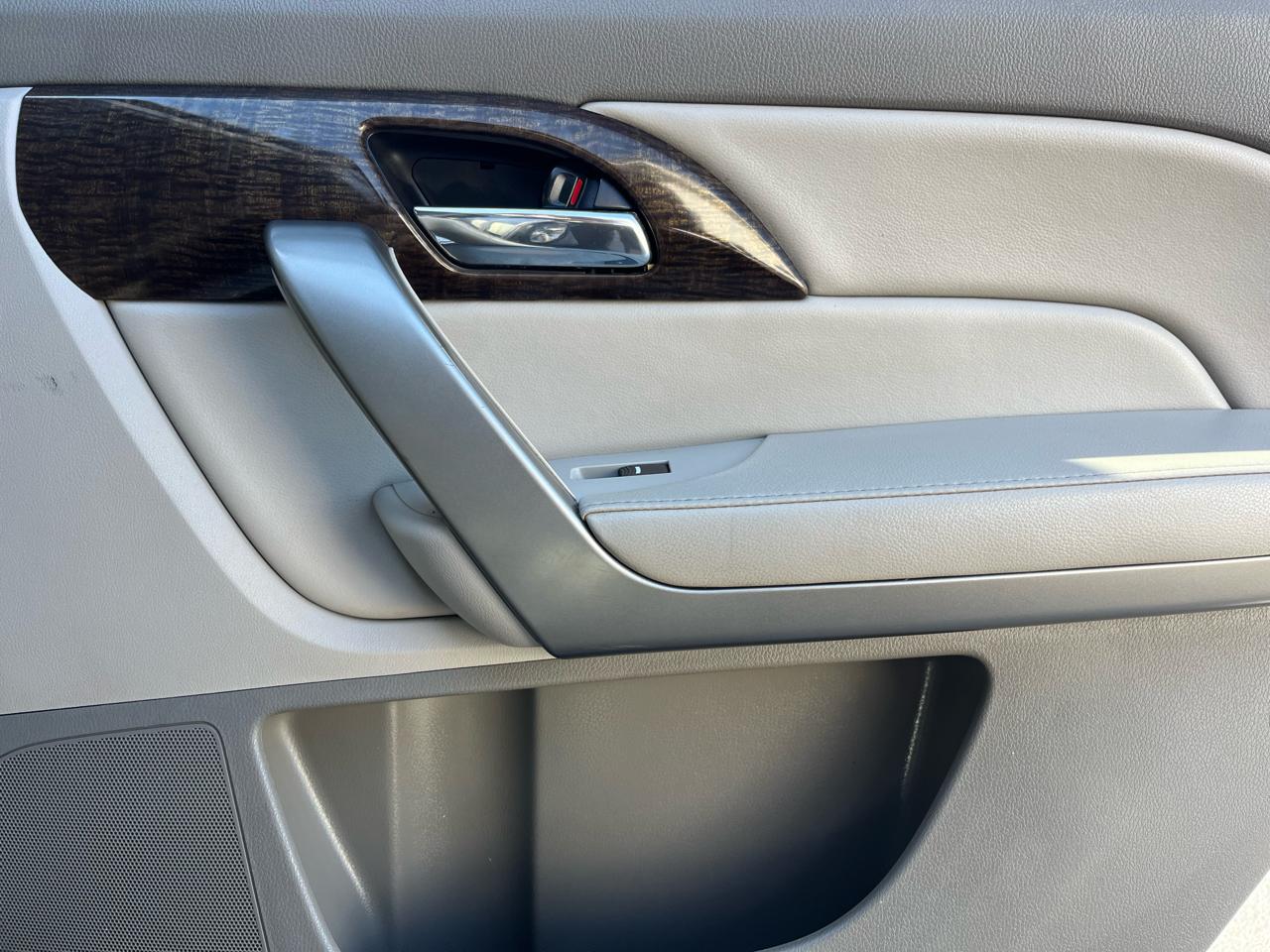 Acura MDX Tech Package and Entertainment Package 2010