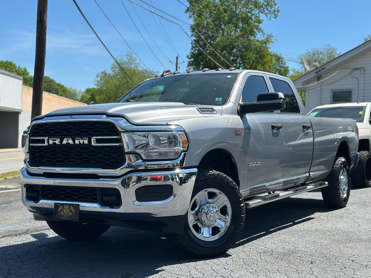 RAM 2500 Tradesman Crew Cab LWB 4WD 2022