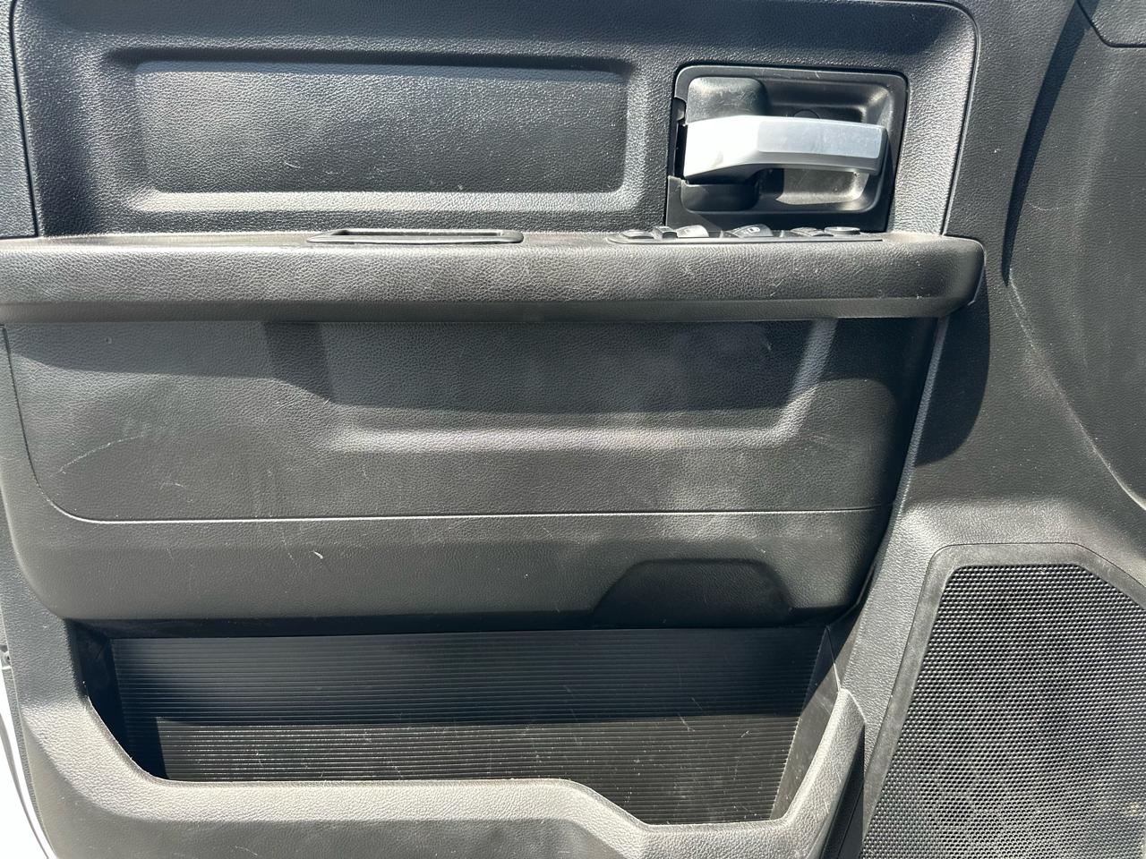 RAM 3500 Tradesman Crew Cab 4WD 2019