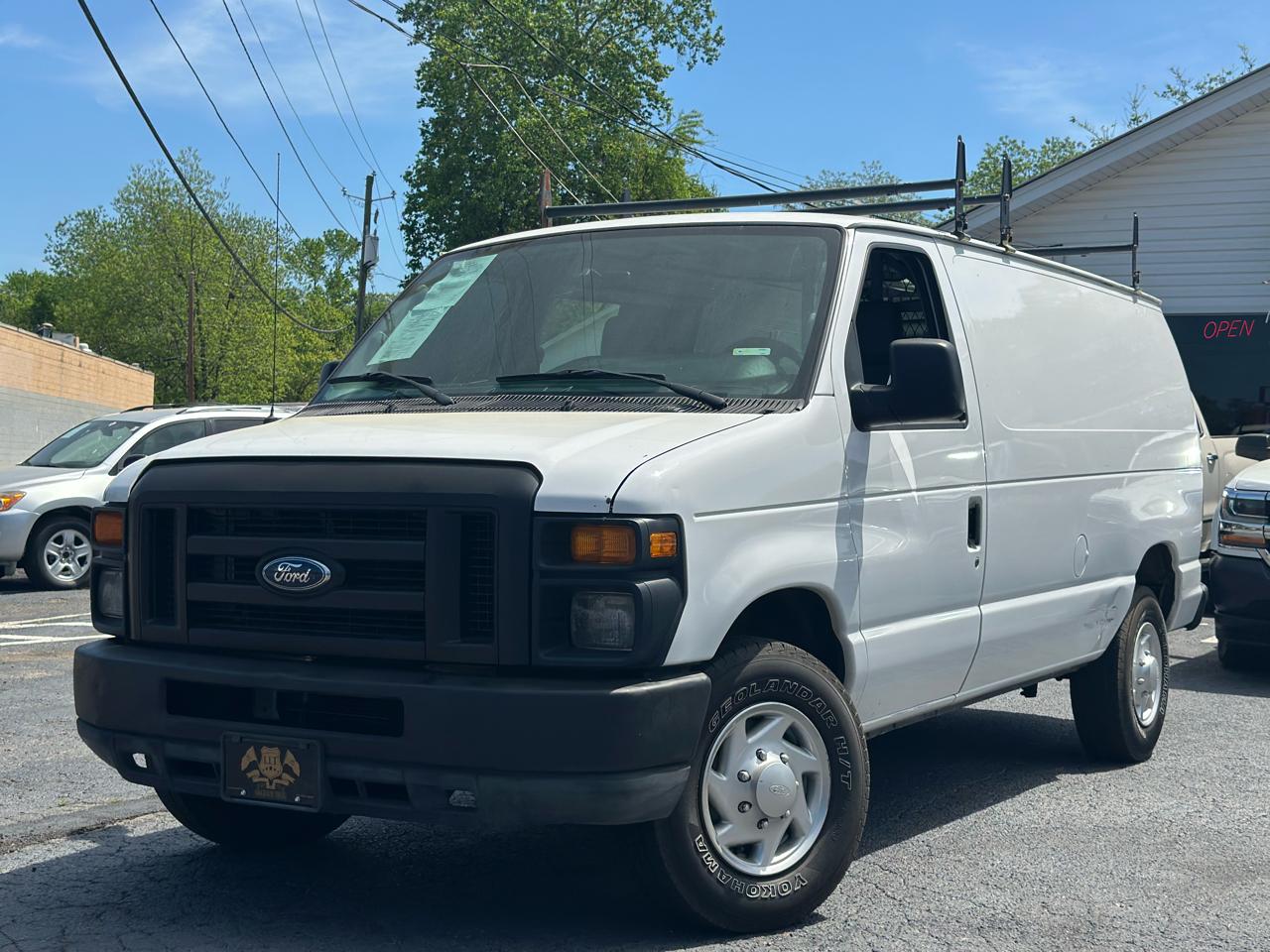 Ford Econoline E-350 Super Duty 2010