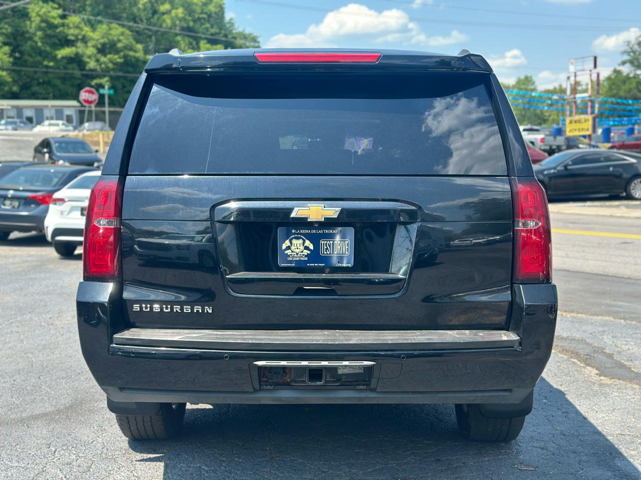 Chevrolet Suburban LT 4WD 2016