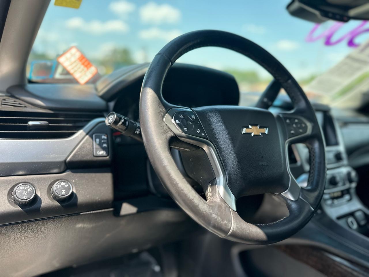 Chevrolet Suburban LT 4WD 2016