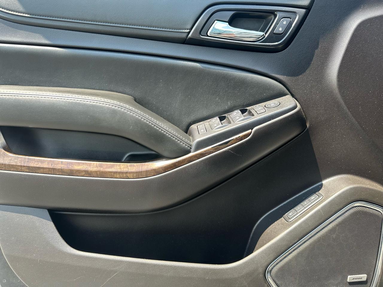 Chevrolet Suburban LT 4WD 2016