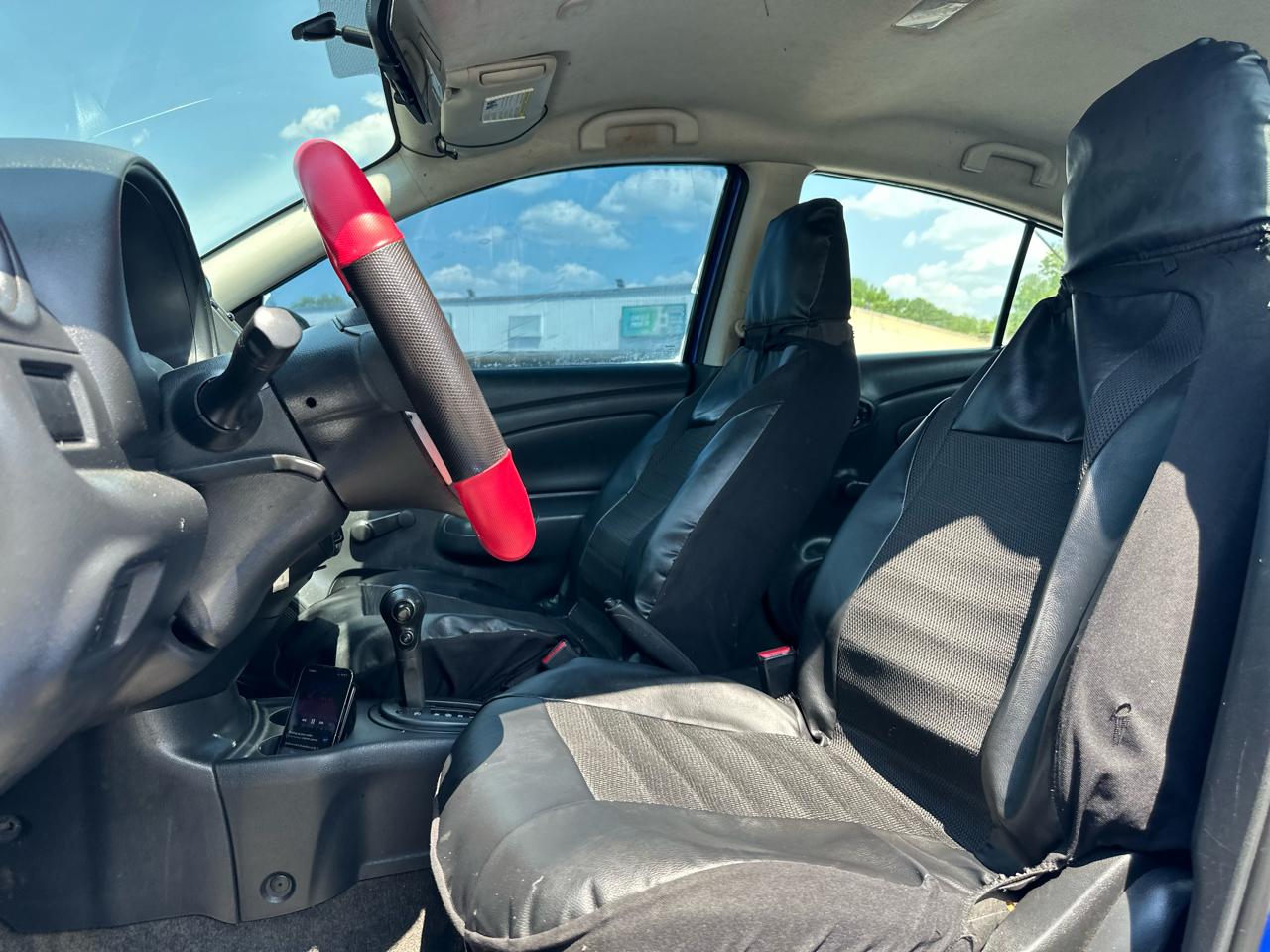 Nissan Versa 1.6 S 5M 2015