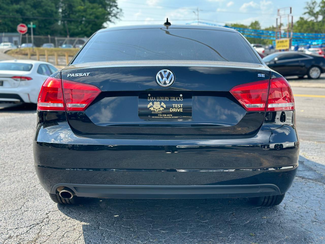 Volkswagen Passat 2.5L SE AT 2013