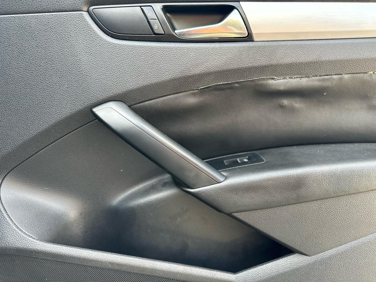 Volkswagen Passat 2.5L SE AT 2013