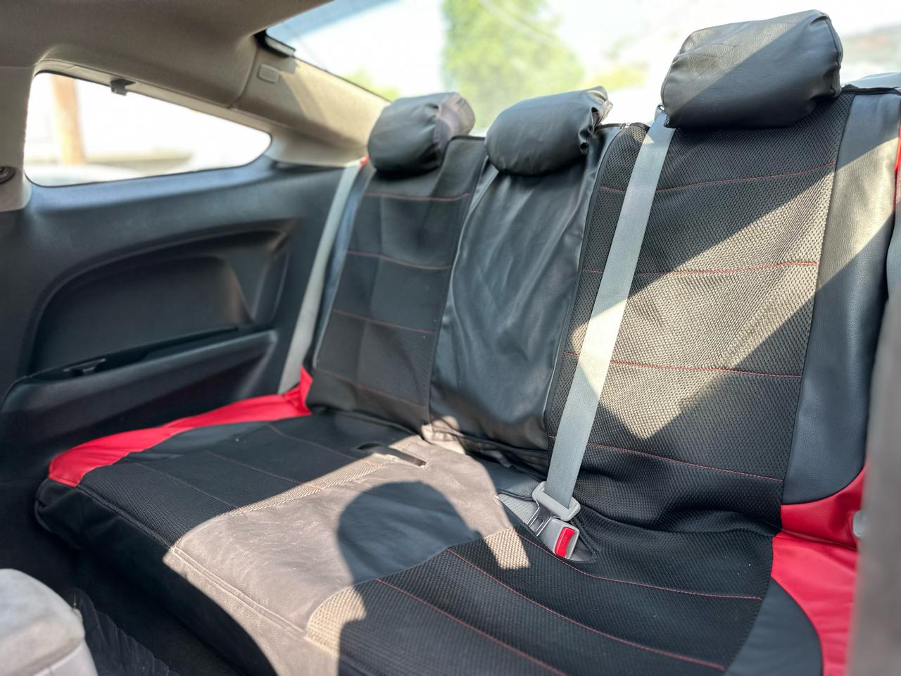 Honda Civic LX coupe 2012