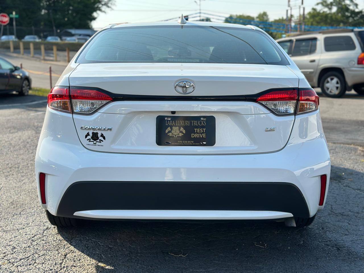 Toyota Corolla LE 2022