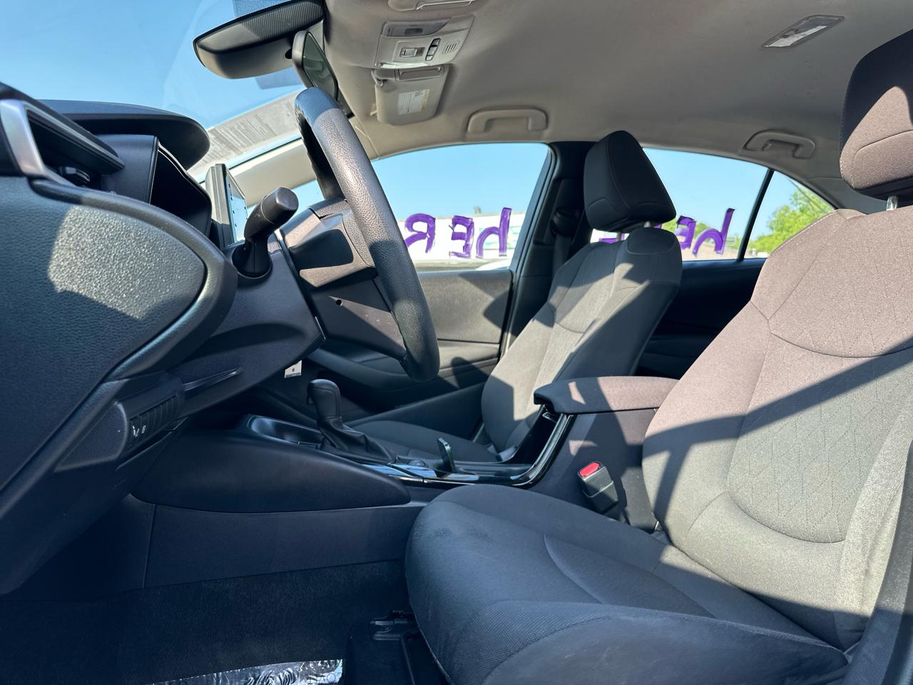 Toyota Corolla LE 2022