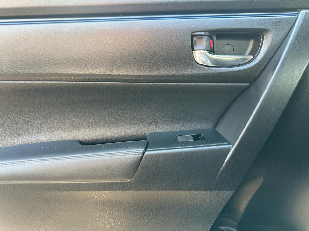 Toyota Corolla LE CVT 2017