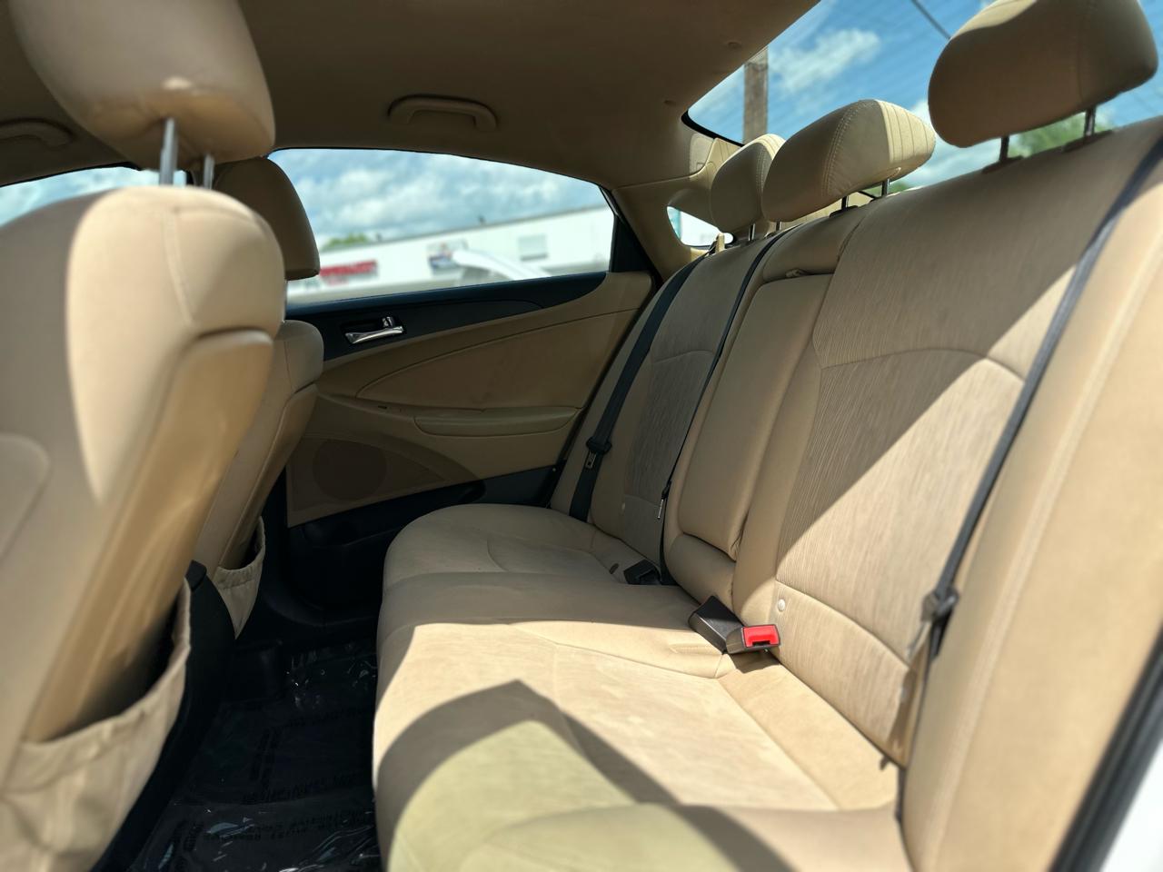 Hyundai Sonata GLS 2013