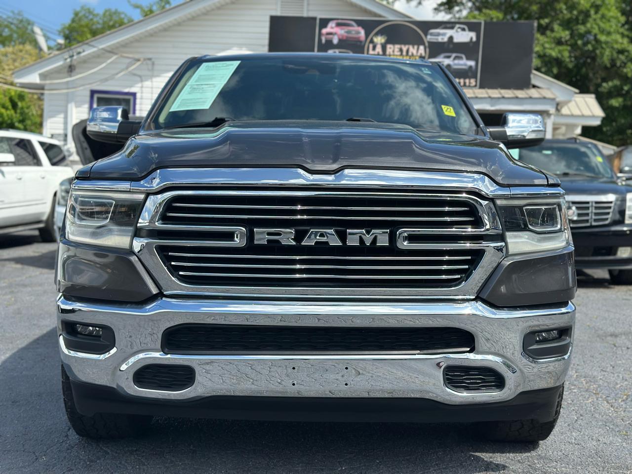 RAM 1500 Laramie Crew Cab SWB 4WD 2021