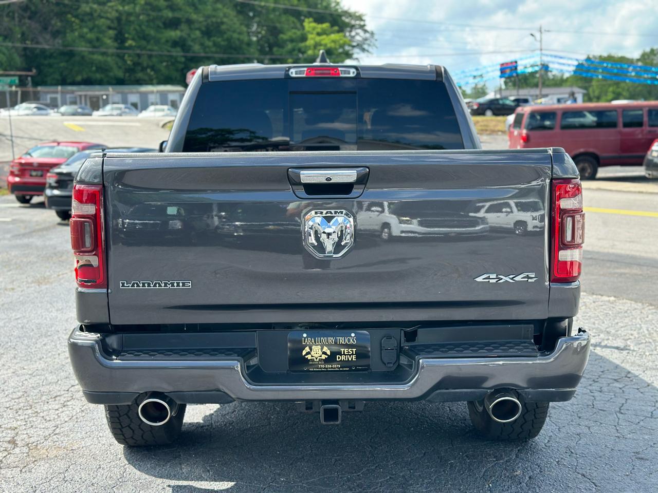 RAM 1500 Laramie Crew Cab SWB 4WD 2021