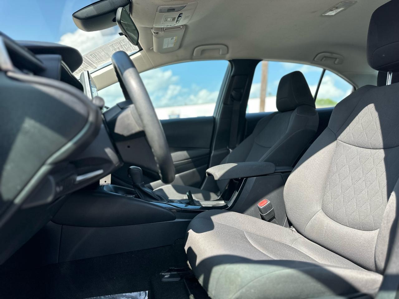 Toyota Corolla LE 2021