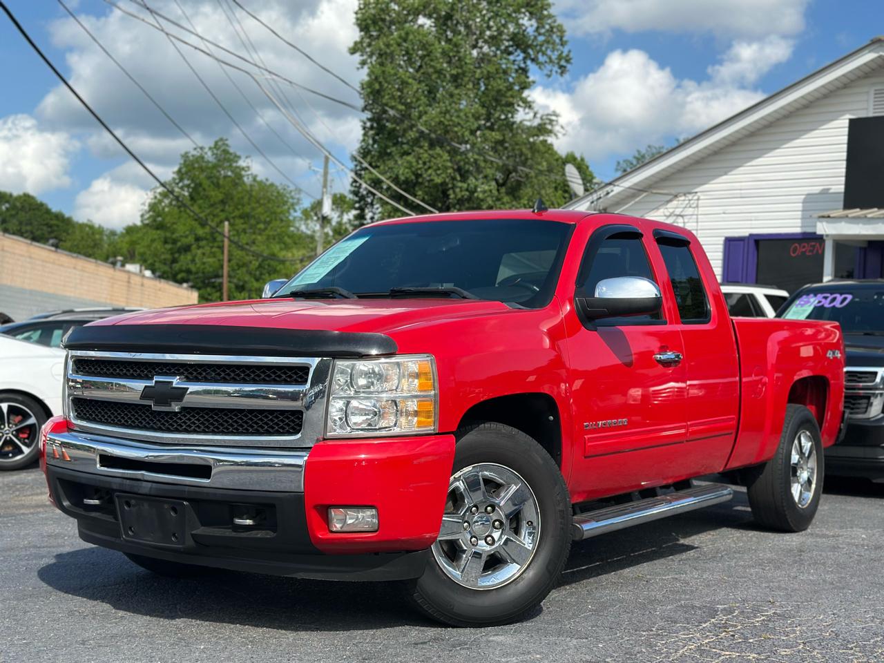 Chevrolet Silverado 1500 LT Ext. Cab Long Box 4WD 2011