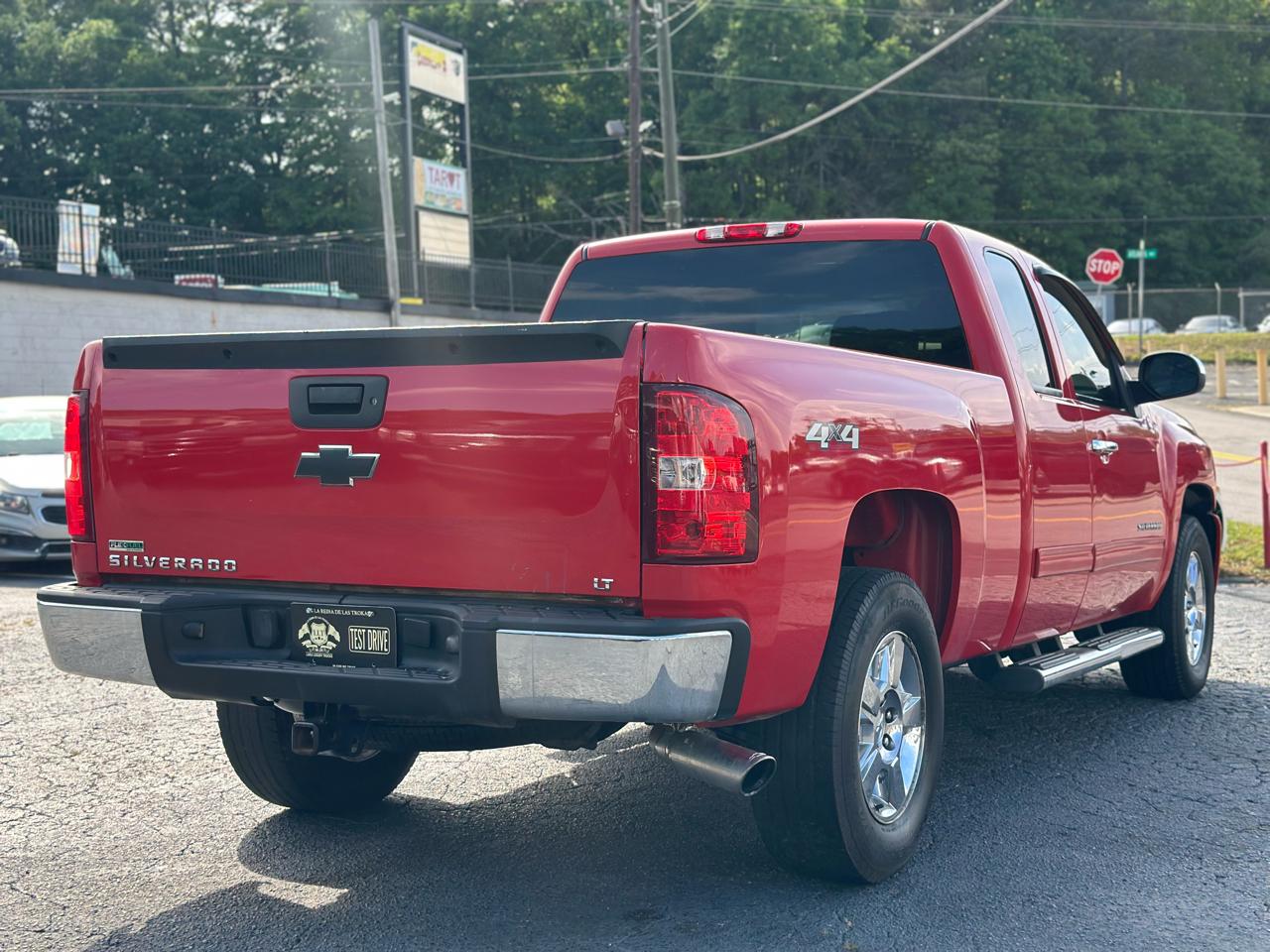 Chevrolet Silverado 1500 LT Ext. Cab Long Box 4WD 2011