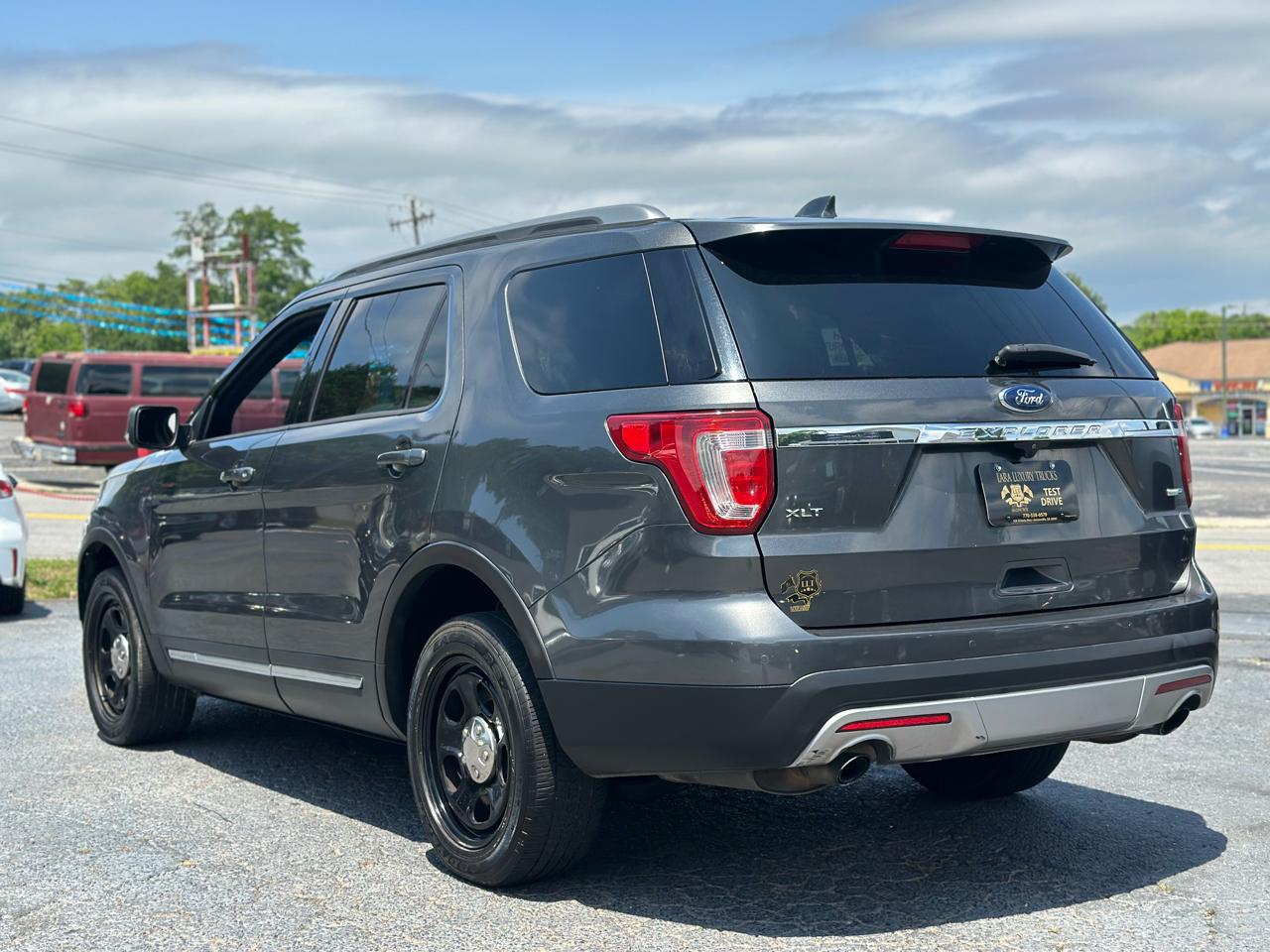 Ford Explorer XLT 4WD 2016