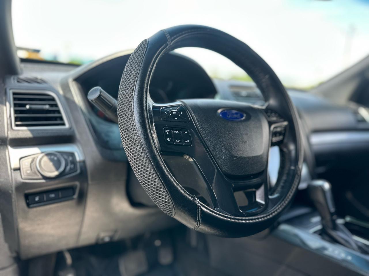 Ford Explorer XLT 4WD 2016