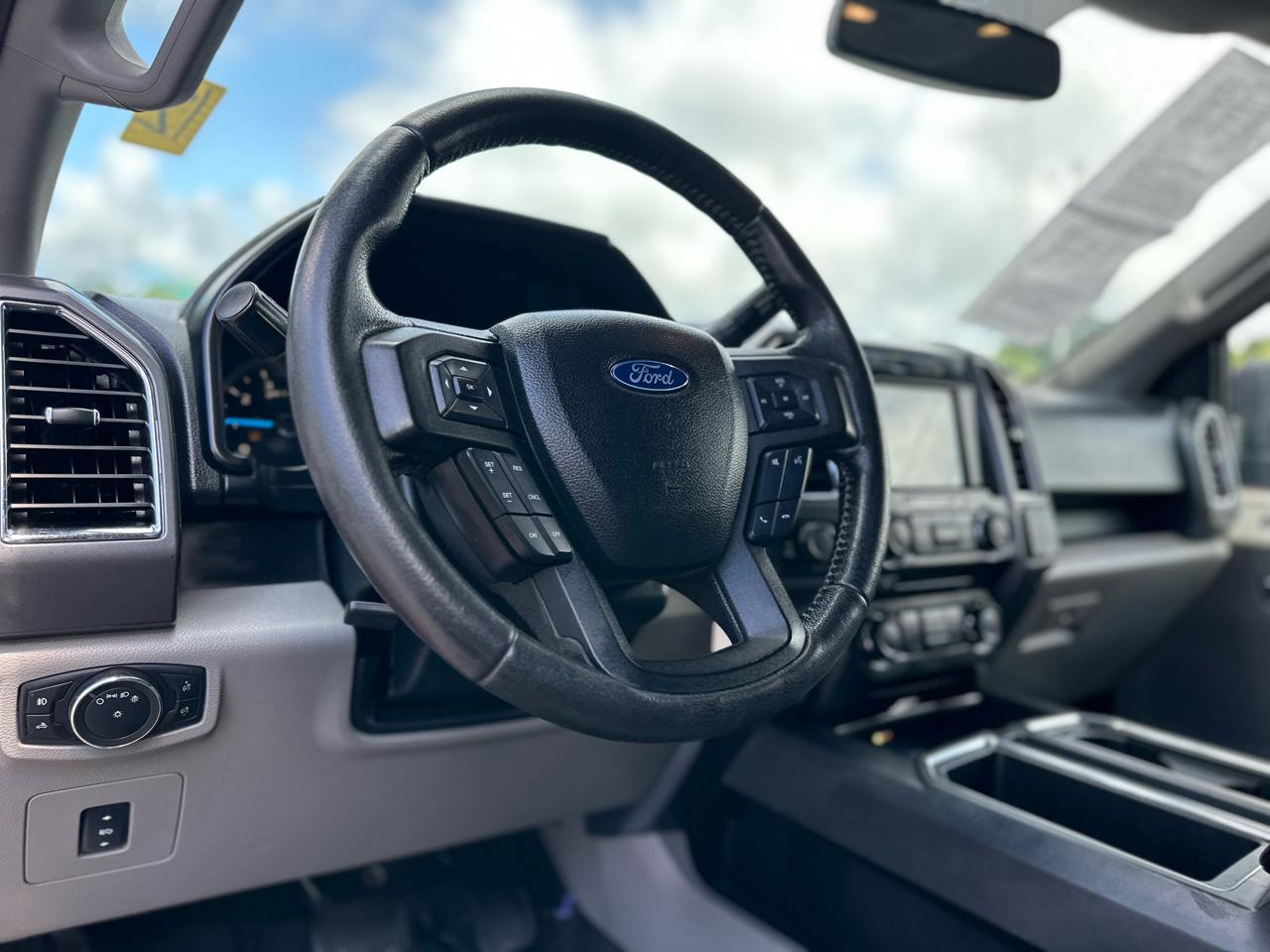Ford F-150 XLT 4WD 2016