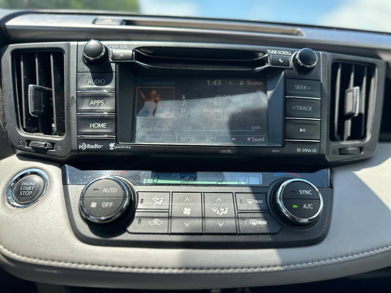 Toyota RAV4 XLE FWD 2018