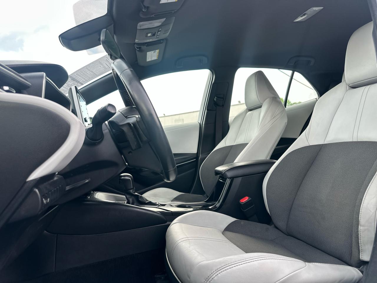Toyota Corolla XSE Hatchback CVT 2021