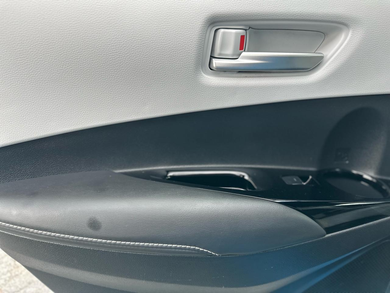 Toyota Corolla XSE Hatchback CVT 2021