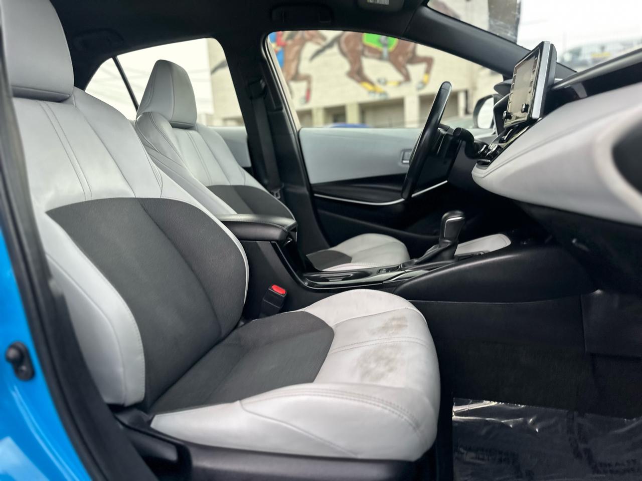 Toyota Corolla XSE Hatchback CVT 2021