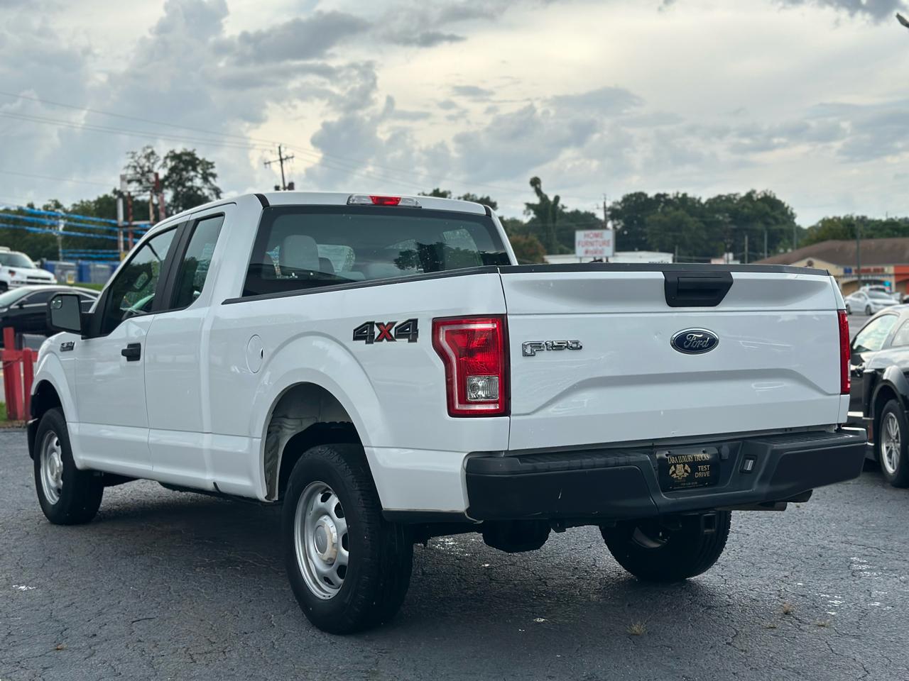 Ford F-150 XL 4WD 2017