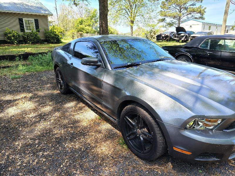 Ford Mustang V6 Coupe 2010