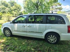 2015 Chrysler Town & Country 