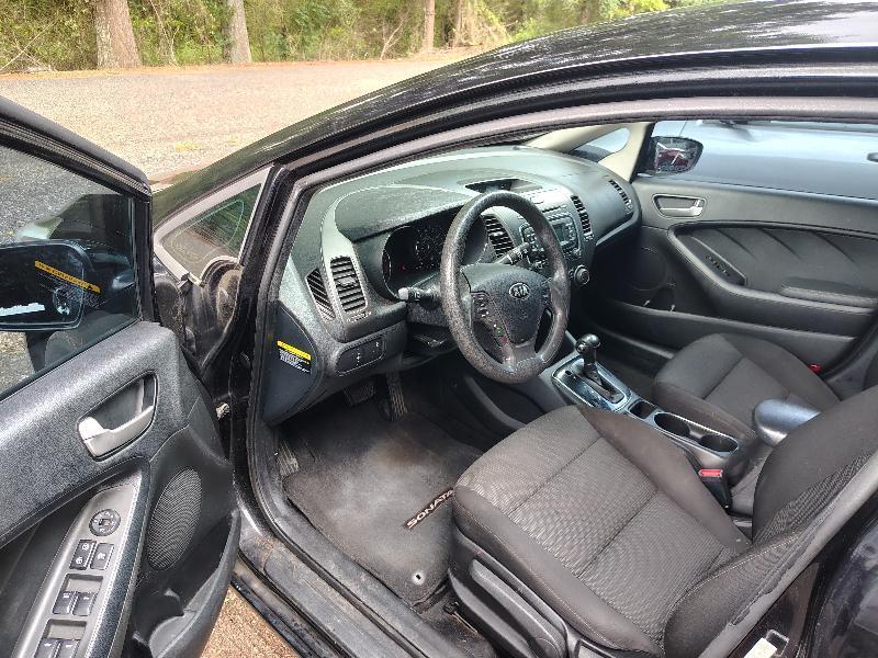 Kia Forte LX 6A 2017