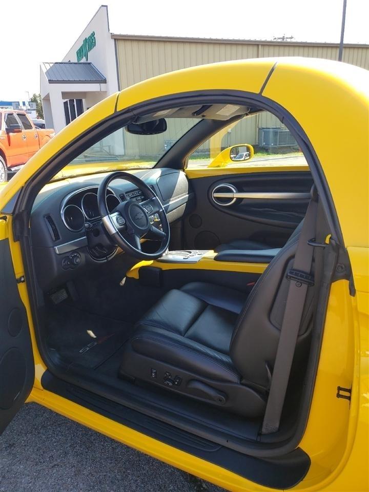 Chevrolet SSR  2003