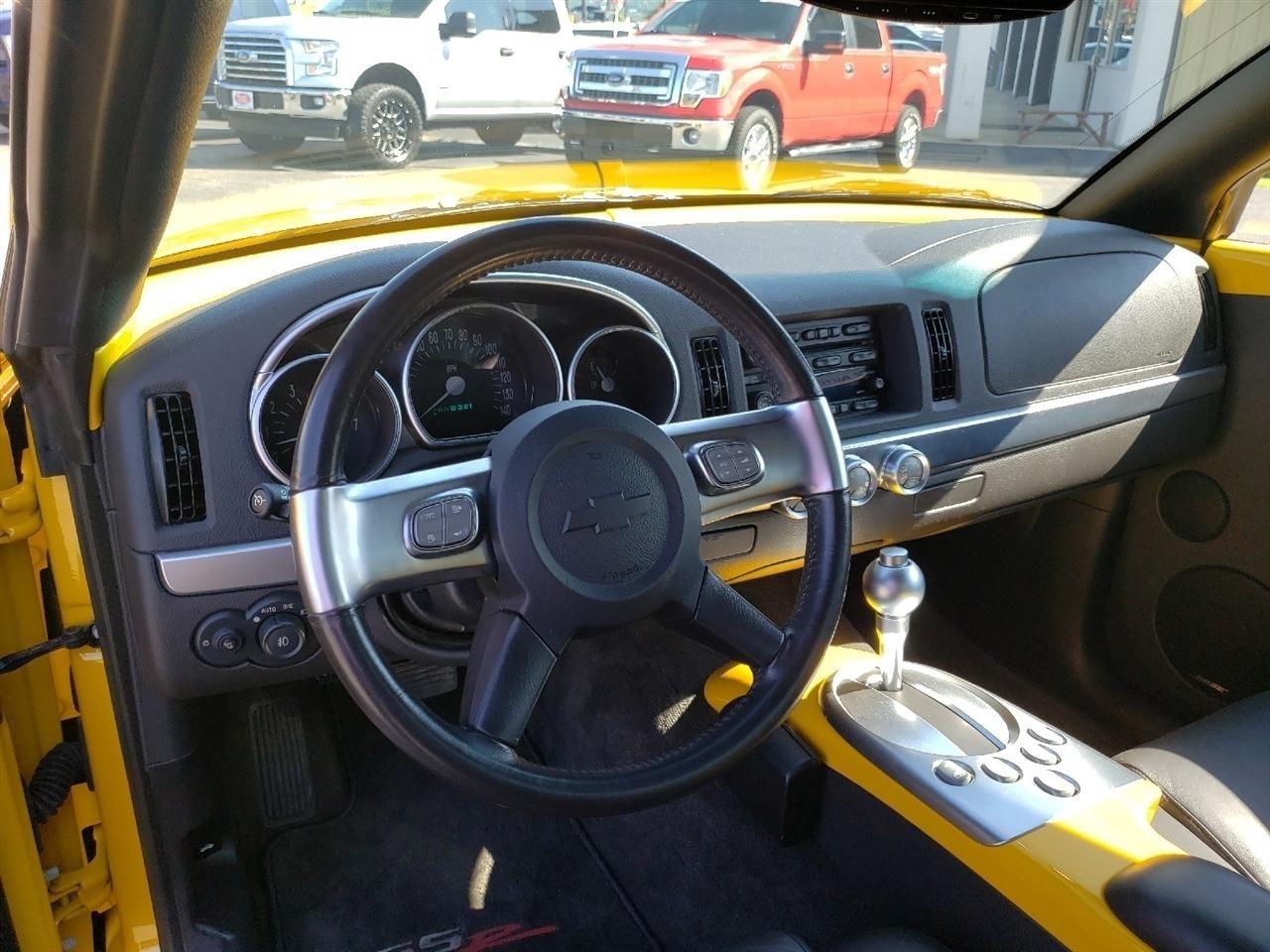 Chevrolet SSR  2003