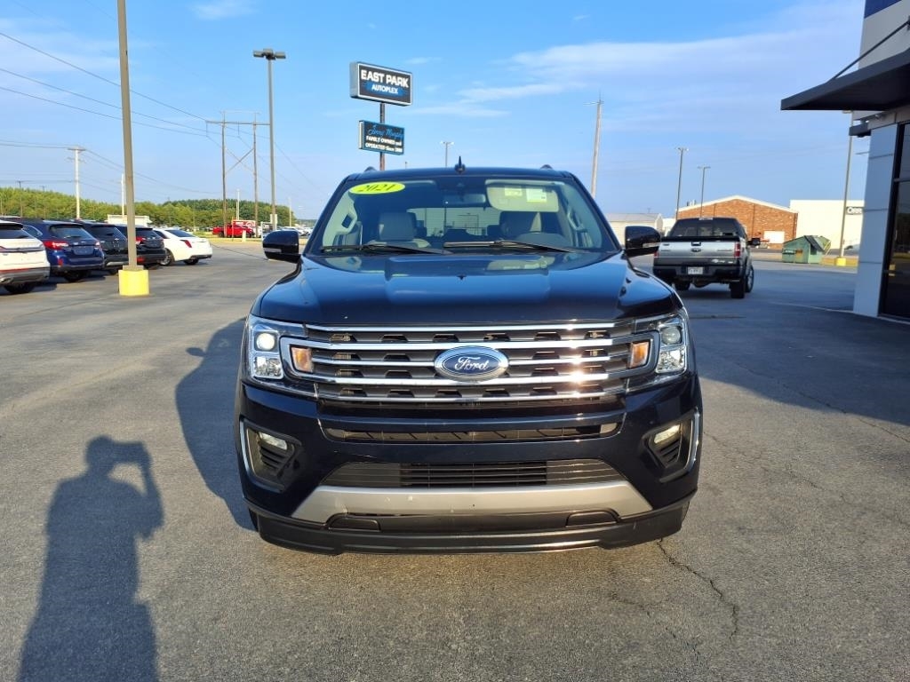 Ford Expedition  2021