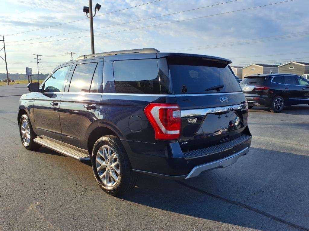 Ford Expedition  2021